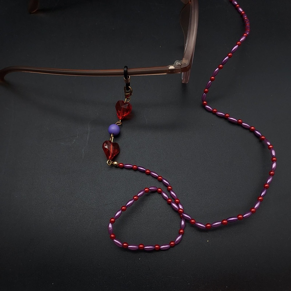 Red Hat Society EyeGlass Chains Purple Red Heart Charms Faux Pearl NOS - Picture 4 of 10